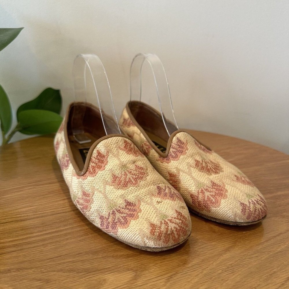Zalo Neddlepoint Women’s Off White Pink Floral Slip On Casual Loafers Size 8.5M